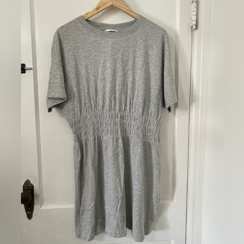 4/$20! H&M Short Sleeve Dress